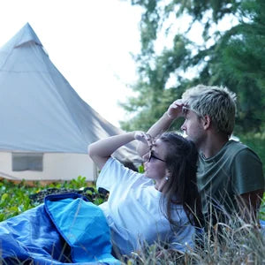 KingCamp Waterproof Hooded Stadium Blanket