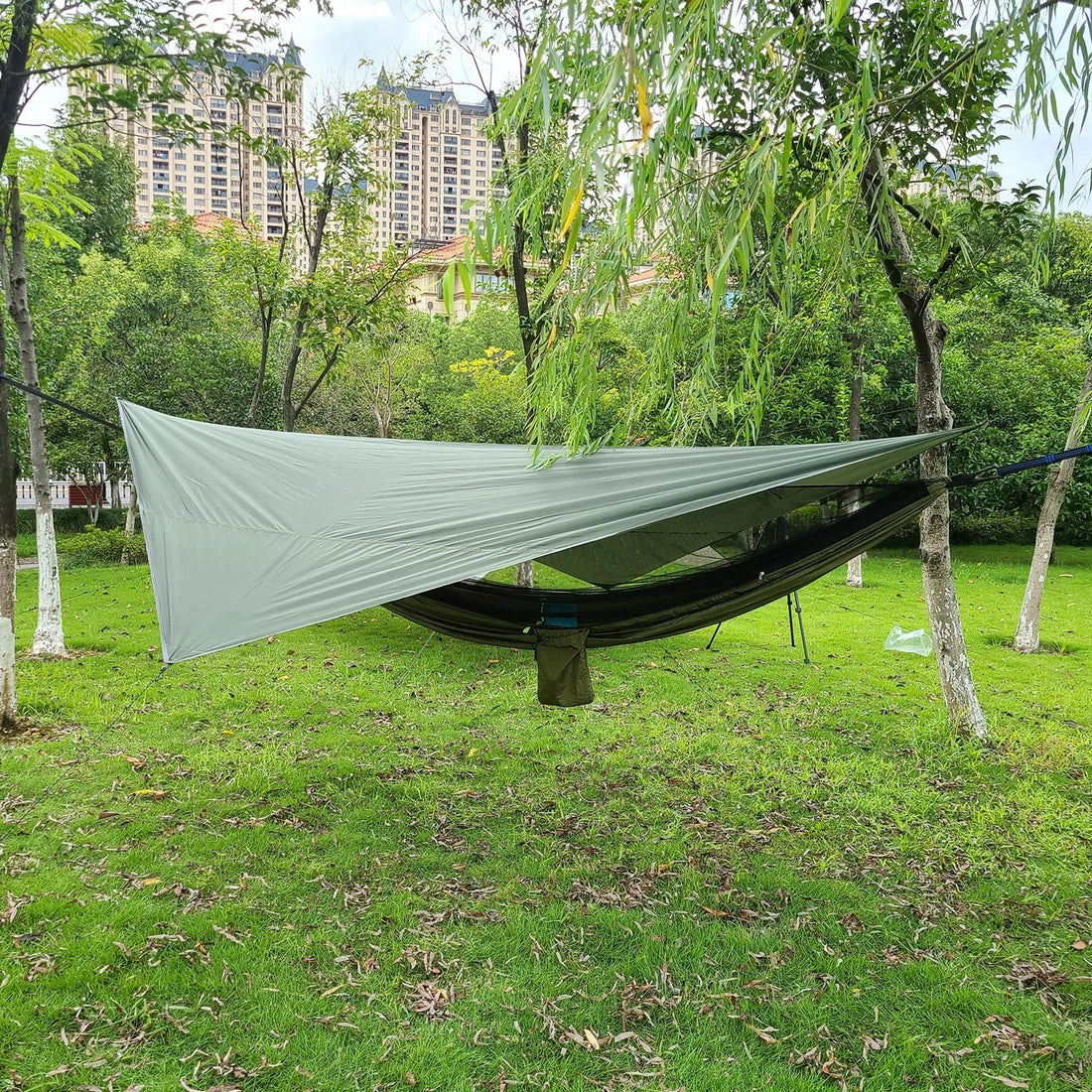 Heavy Duty Camping Hammock with Mosquito Net & Rain Fly – Waterproof Outdoor Survival Hammock System