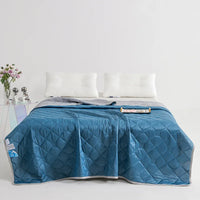 Double Sided Cooling Summer Blanket – Lightweight Breathable Thin Quilt for Hot Sleepers, Bed & Easy Care Comfort