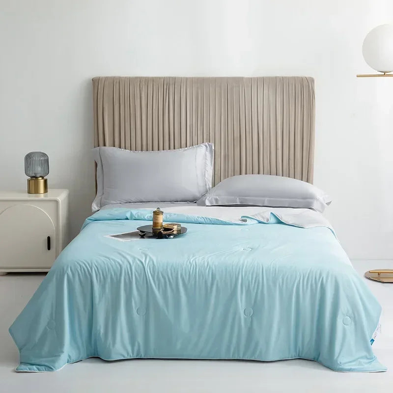 Cooling Blanket for Hot Sleepers – Double Sided Lightweight Summer Quilt, Soft Breathable Air Condition Comforter