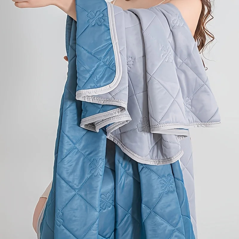 Double Sided Cooling Summer Blanket – Lightweight Breathable Thin Quilt for Hot Sleepers, Bed & Easy Care Comfort