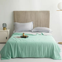 Cooling Blanket for Hot Sleepers – Double Sided Lightweight Summer Quilt, Soft Breathable Air Condition Comforter