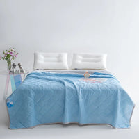Double Sided Cooling Summer Blanket – Lightweight Breathable Thin Quilt for Hot Sleepers, Bed & Easy Care Comfort